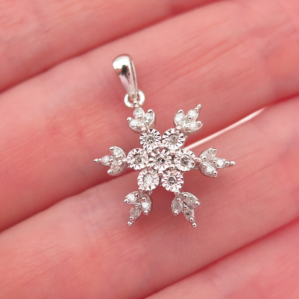 Jane Seymour 925 Sterling Real Round-Cut Diamond Snowflake Mini Charm Pendant